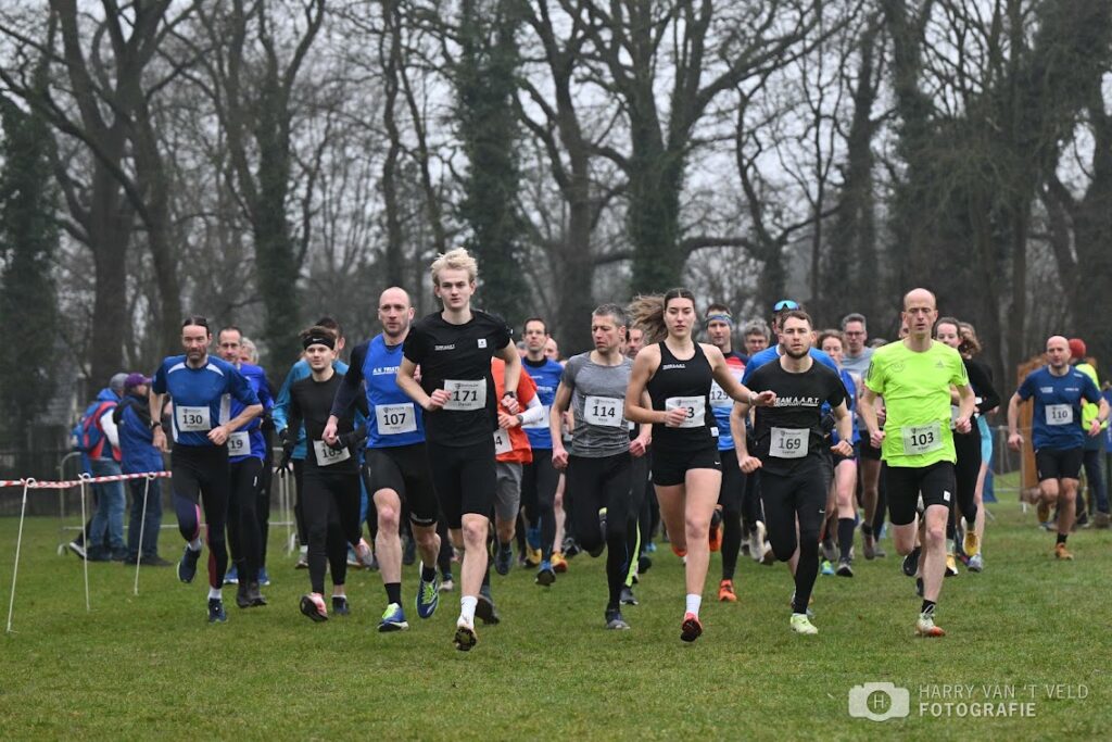 Clubkampioenschappen cross groot succes. Liefst 300 deelnemers!